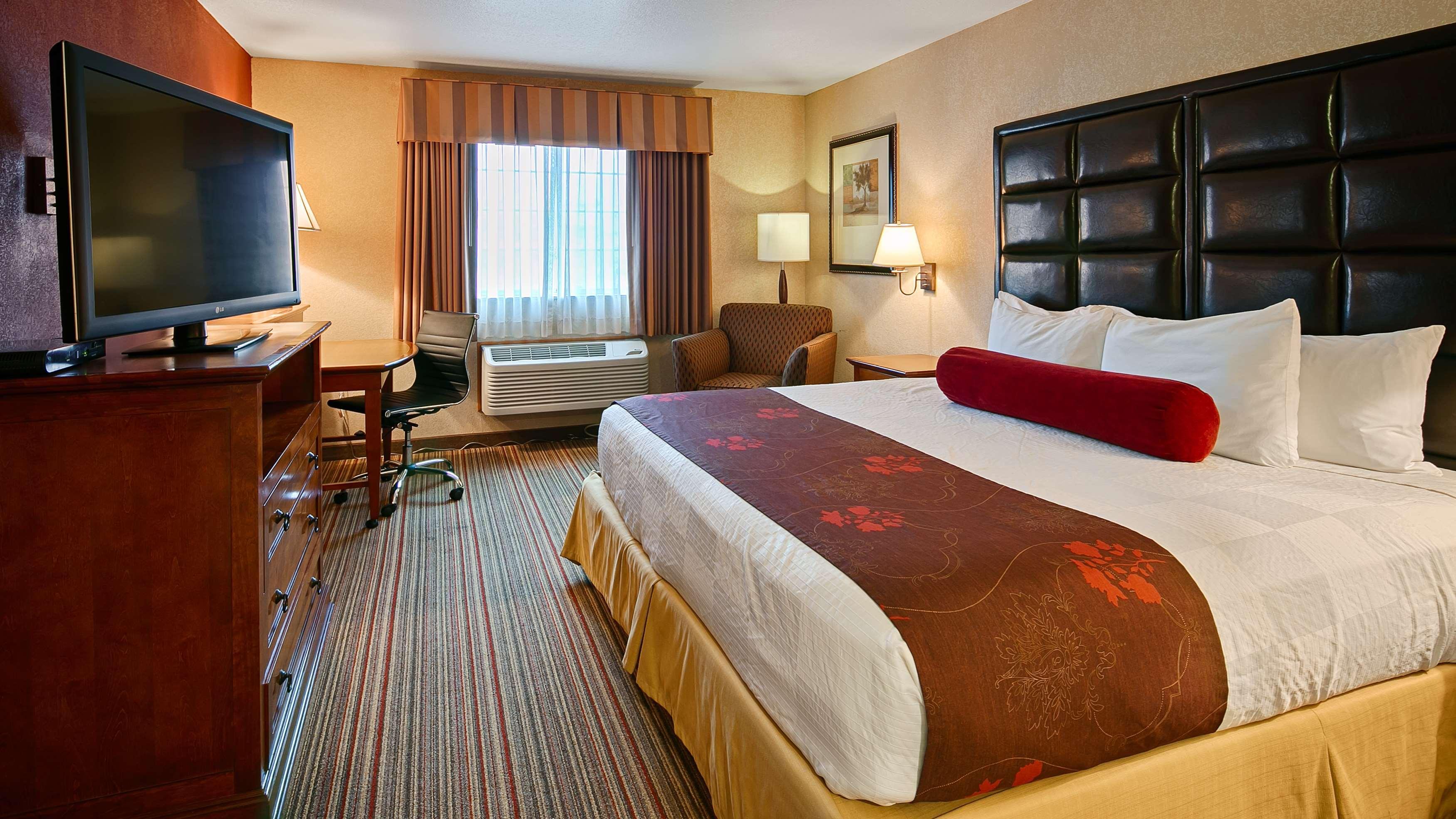 Best Western Plus Rama Inn & Suites Ла Гранде Екстериор снимка