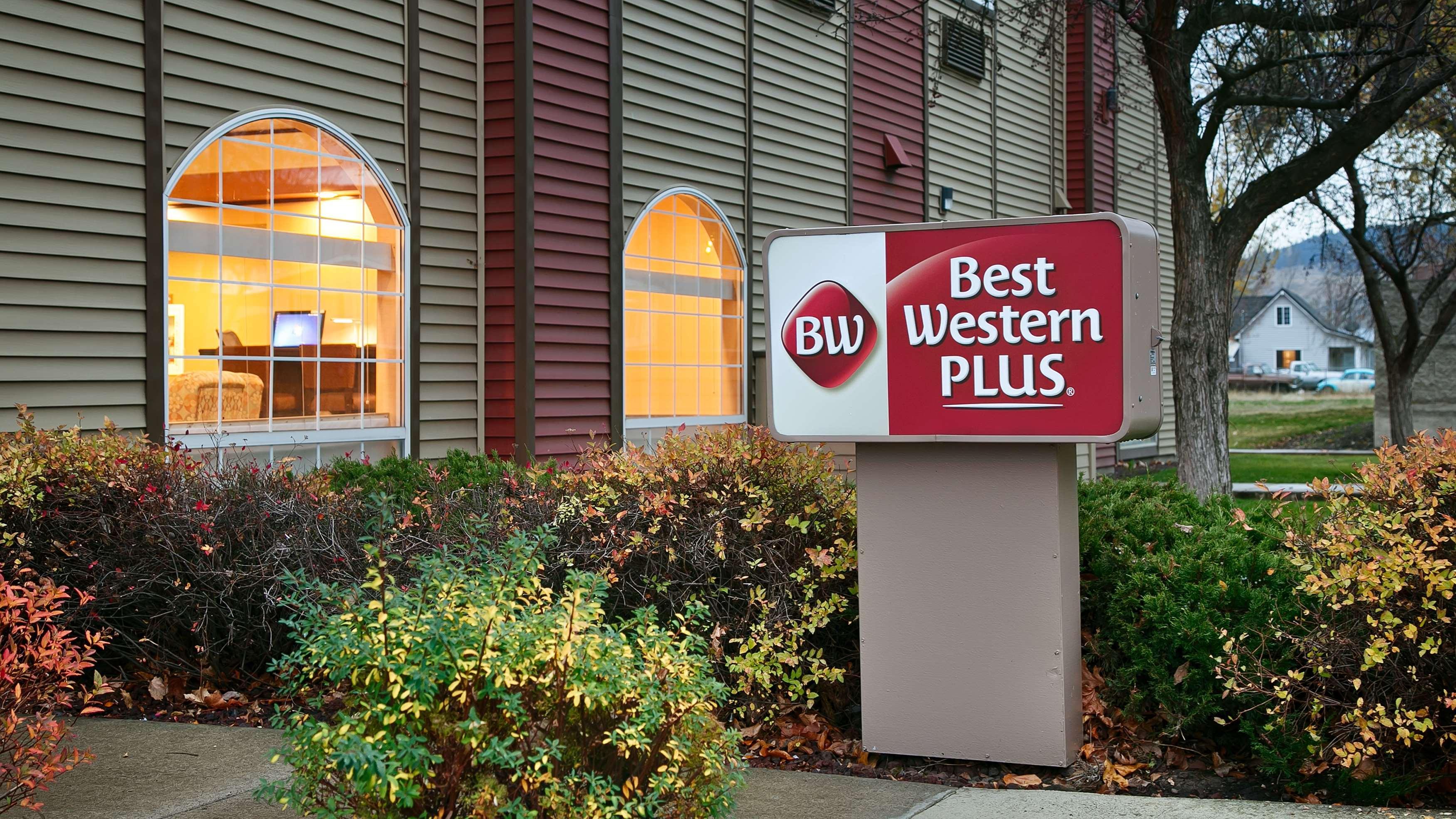 Best Western Plus Rama Inn & Suites Ла Гранде Екстериор снимка